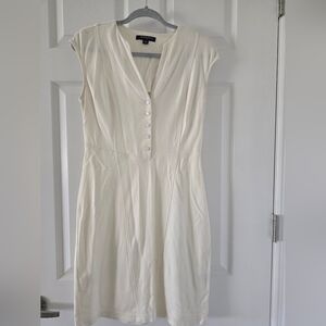 Cute bone white dress in size 4